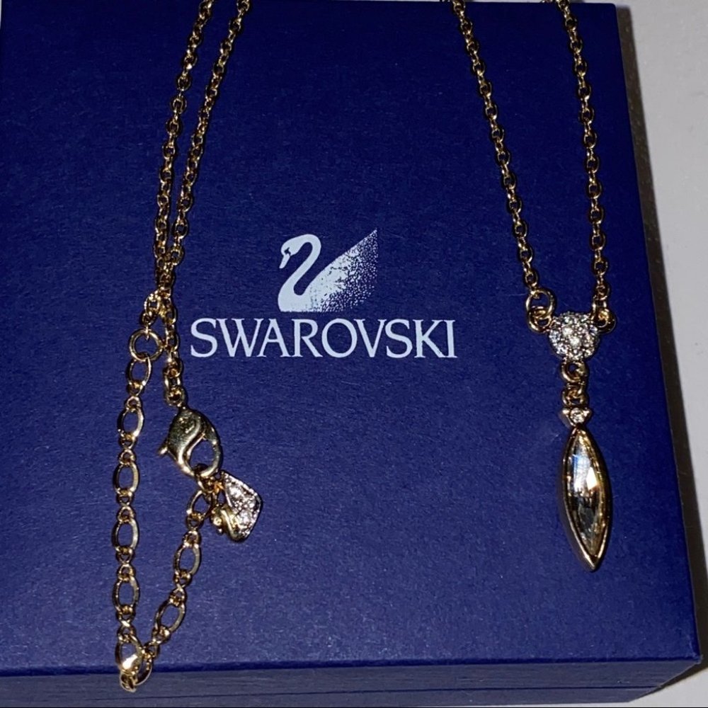 Gold Swarovski‎ Genuine Crystals Necklace - Picture 2 of 9